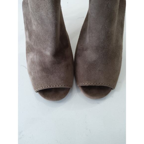 Coach Suede Lenora Taupe slingback heels peep toe 8.5 Old Money chic luxury - Picture 7 of 8